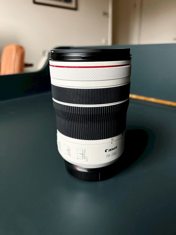 Canon RF 70-200mm f/4 - Versatile Telephoto Zoom Lens
