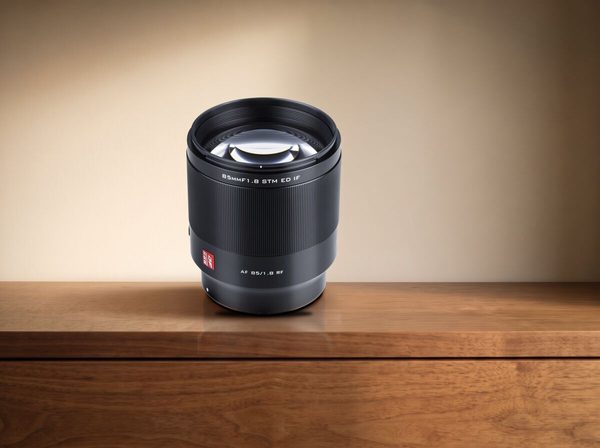Viltrox AF 85mm F1.8 STM portretlens voor Canon RF — 3